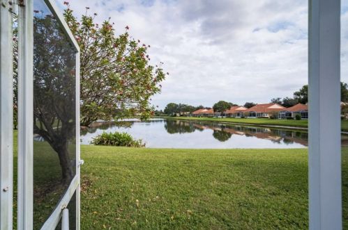 7764 Majestic Palm Dr, Boynton Beach, FL 33437-5412