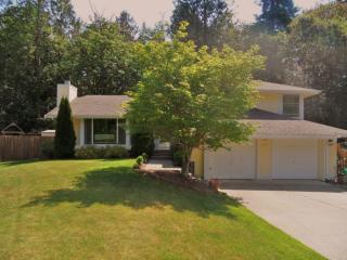 1049 Coco Ct, Bremerton, WA 98311-9327