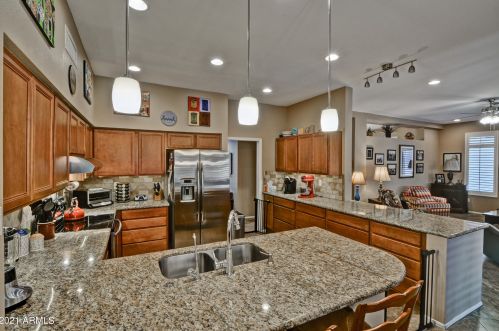 14943 Buttonwood Dr, Sun City AZ 85375-5749 exterior