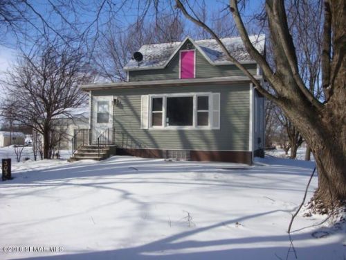 309 Main St, Hayfield, MN 55940-8823