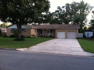 1713 Camellia Dr, Decatur, AL 35601-4654