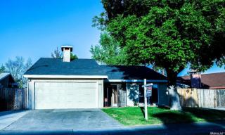 7651 Pine Valley Dr, Sacramento, CA 95828-5006