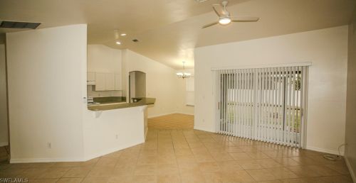 2119 15th Ter, Cape Coral FL  33909-1761 exterior