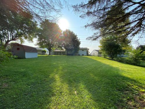 215 Zimmerman St, New Carlisle, OH 45344-1514