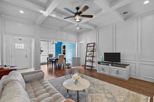 2300 Timberglen Dr, Lewisville TX  75028-1916 exterior