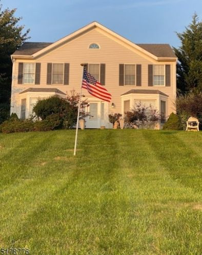 9 Mountain Ridge Rd, Oxford, NJ 07863-3603