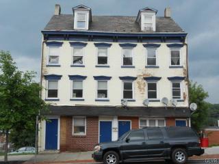657 Northampton St, Easton, PA 18042-3729