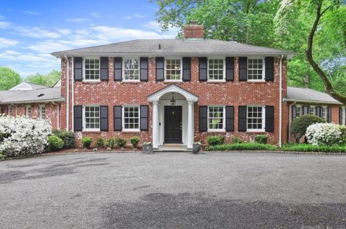82 Canoe Hill Rd, New Canaan, CT 06840-3701