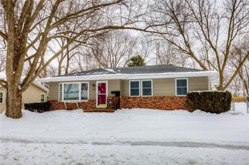 205 Sherman Dr, Ankeny, IA 50021-1821