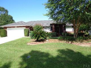 5044 Forest Creek Dr, Milton, FL 32571-8922