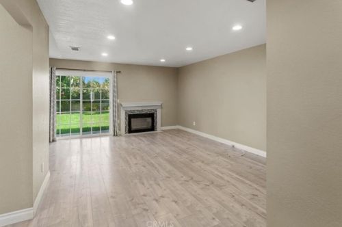 617 Pinecrest Ln, Walnut CA  91789-4163 exterior