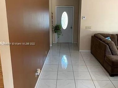 17432 63rd Ct, Hialeah FL  33015-4485 exterior