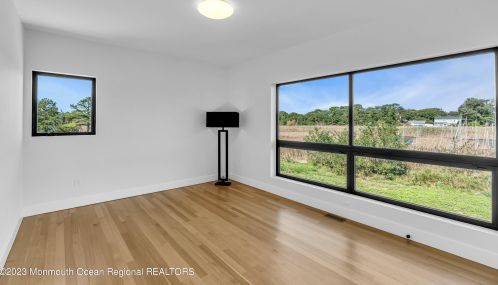 49 Cherokee Ln, Bricktown NJ  08724-4405 exterior