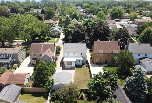 604 74th St, Kenosha WI  53143-5548 exterior