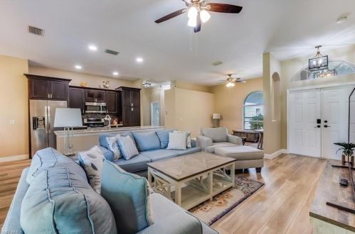 3271 Lemon Ln, Naples FL  34120-1442 exterior