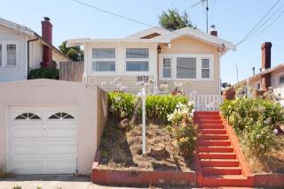 1673 Macarthur Blvd, Oakland, CA 94602-1661
