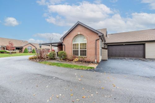 119 Barrington Dr, Noblestown, PA 15071-3043