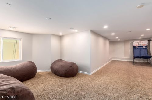 2710 Cattle Dr, Gilbert AZ  85297-8116 exterior