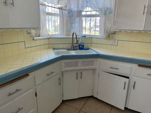 4916 Brompton Ave, Bell CA  90201-3729 exterior