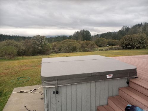 5480 Canyon Rd, Willits CA  95490-9242 exterior