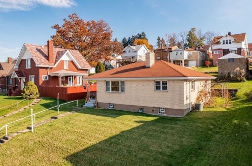 5135 Interboro Ave, Pittsburgh, PA 15207-2327
