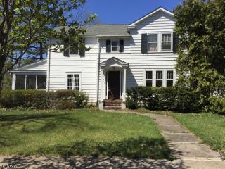 21 Canoe Brook Pkwy, Summit NJ  07901-1401 exterior