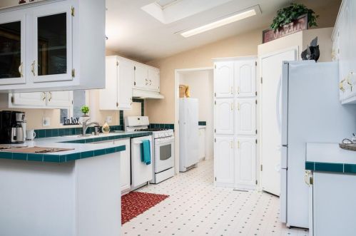 4630 Shooting Star Rd, Pacific House, CA 95726-9044