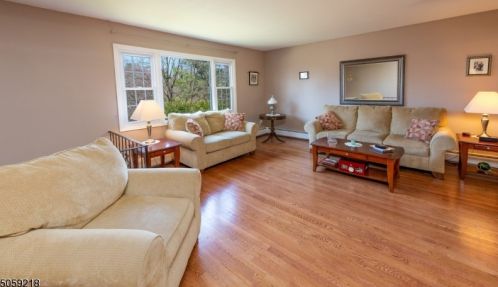 14 Alvin Rd, West Milford Lakes NJ  07480-1643 exterior