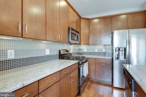 15399 Rosemont Manor Dr, Haymarket VA  20169-6271 exterior