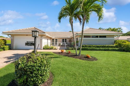 11609 Lake Dr, Boynton Beach, FL