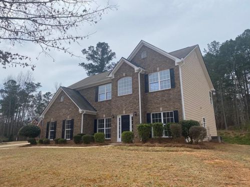 395 Dominique Ct, Fayetteville, GA 30214-5483