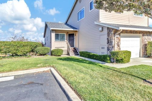 301 Rosemarie Pl, West Pittsburg, CA 94565-6705
