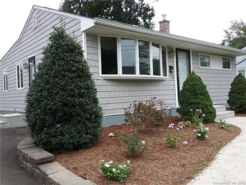 117 Lawncrest Dr, Southington, CT 06489-3935