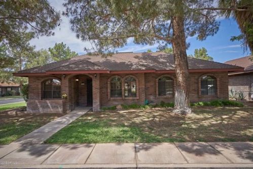 216 Concord St, Gilbert, AZ 85234-5923