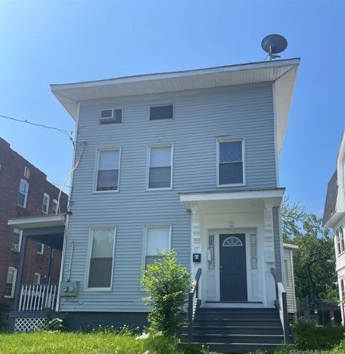 249 Capen St, Hartford, CT 06112-1904