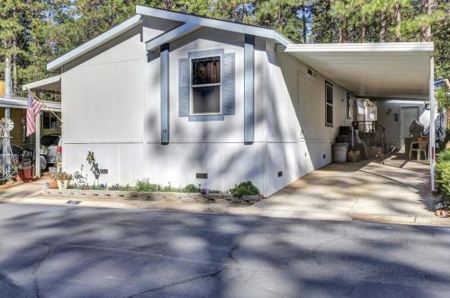 10 Wendy Cir, Grass Valley CA  95945-7037 exterior