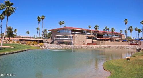 1717 Lindrick Dr, Chandler AZ 85249-5033 exterior