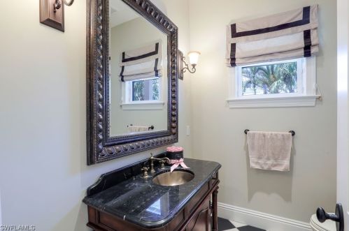 1175 Bird Ln, Sanibel FL  33957-3507 exterior