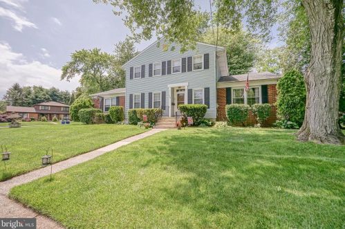 3105 Pheasant Run Dr, Riverton, NJ 08077-4415