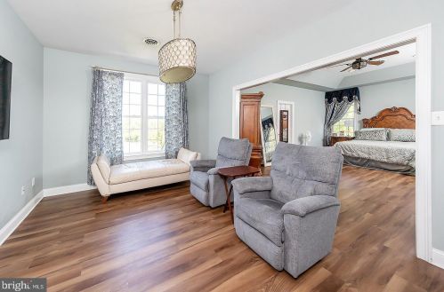 353 Auburn St, Pilesgrove NJ  08098-1201 exterior