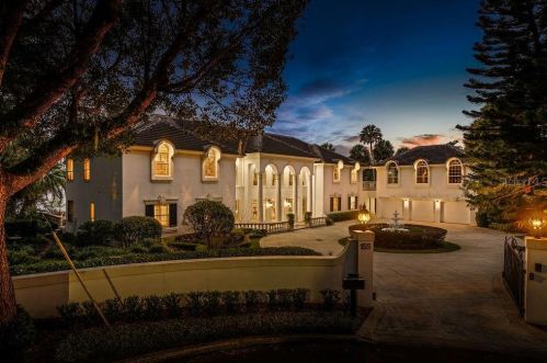 155 Oakleigh Ln, Maitland FL  32751-5838 exterior