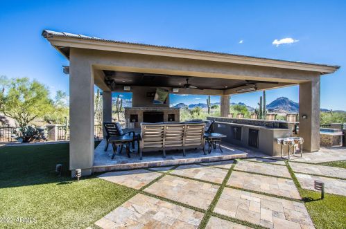 11305 Monument Dr, Scottsdale AZ 85262-3375 exterior