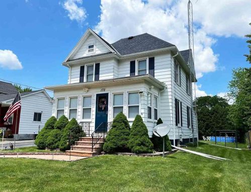 172 Davis St, Beaver Dam WI  53916-2943 exterior