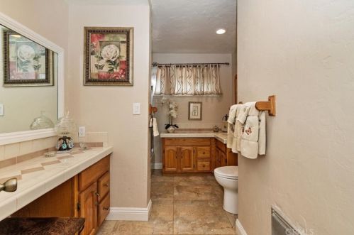 8403 Catalina Ave, Whittier CA 90605-1104 exterior