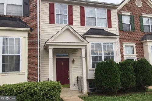 13573 Filly Ct, Gainesville, VA 20155-2976