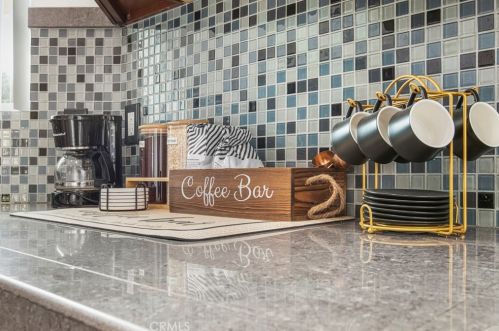 9056 Calle Barranca, Desert Hot Springs CA  92240-1639 exterior