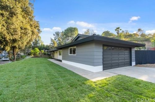 2400 Shadow Hill Dr, Riverside, CA 92506-3465