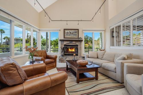 3637 Dove Holw Rd, Encinitas CA 92024-7248 exterior