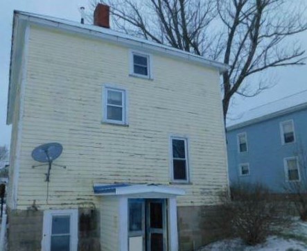 318 Erie St, Linesville, PA 16424-9728