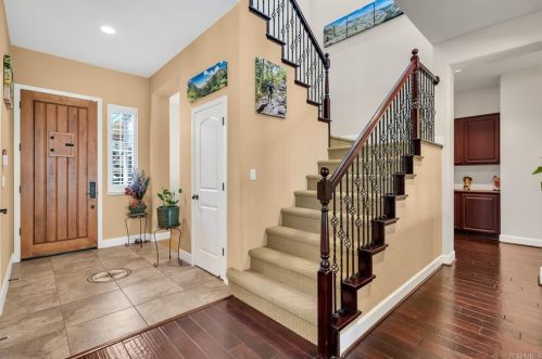 662 Canterbury Cir, Vacaville CA  95687-8225 exterior